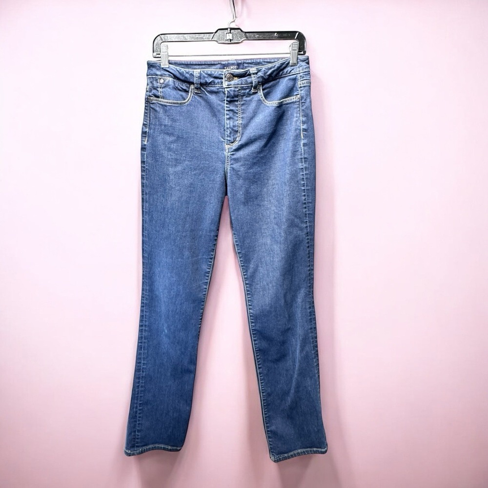 Women's Talbots Relaxed Jeans Size 8 Blue Denim - Picture 1 of 12